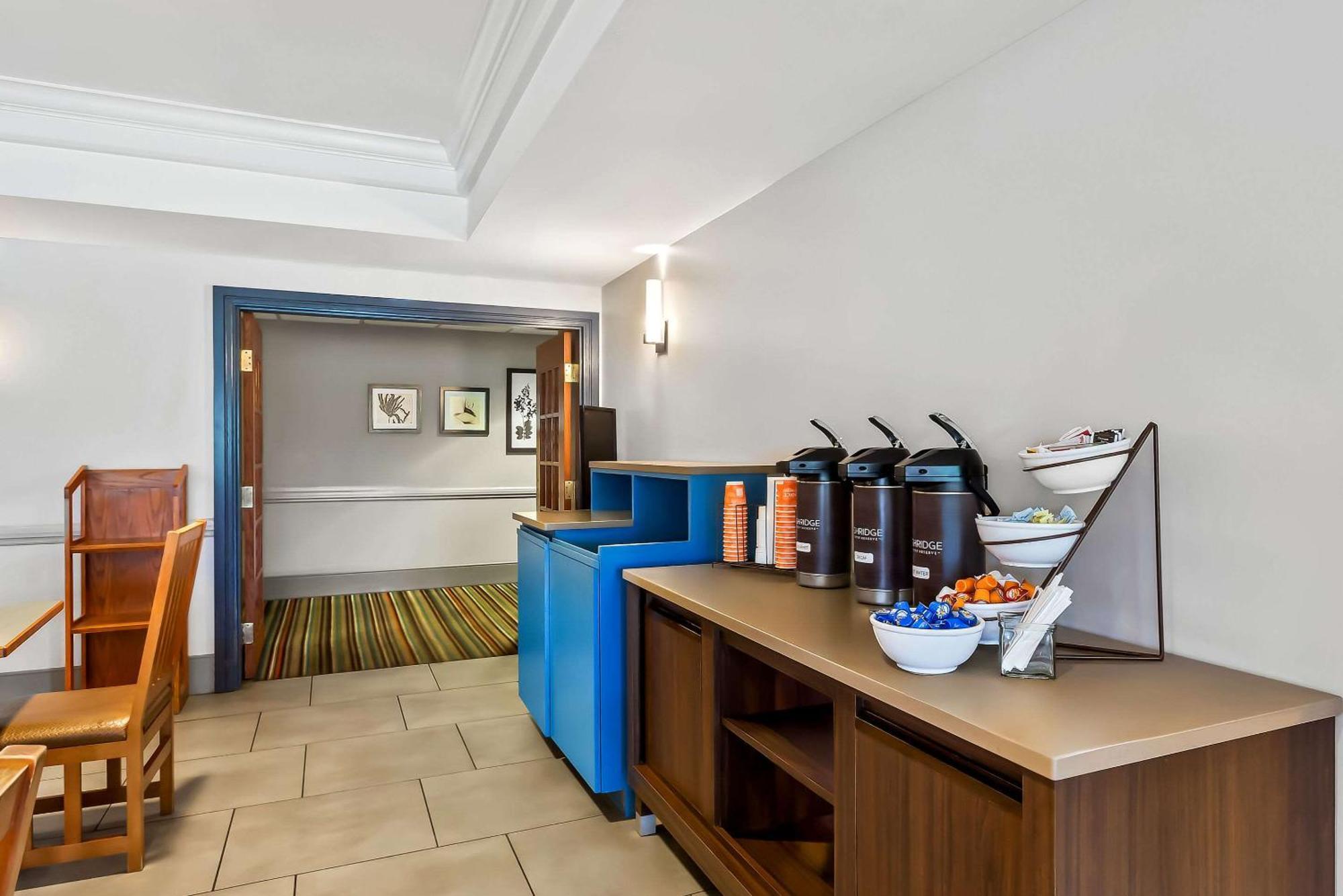 Country Inn & Suites By Radisson, Portage, In Zewnętrze zdjęcie