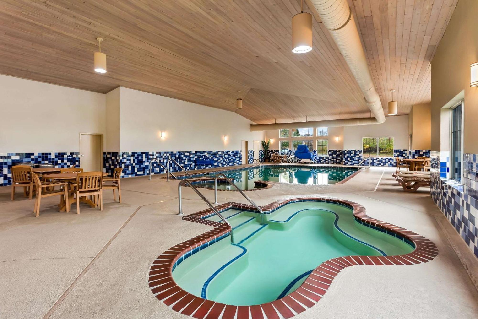 Country Inn & Suites By Radisson, Portage, In Zewnętrze zdjęcie